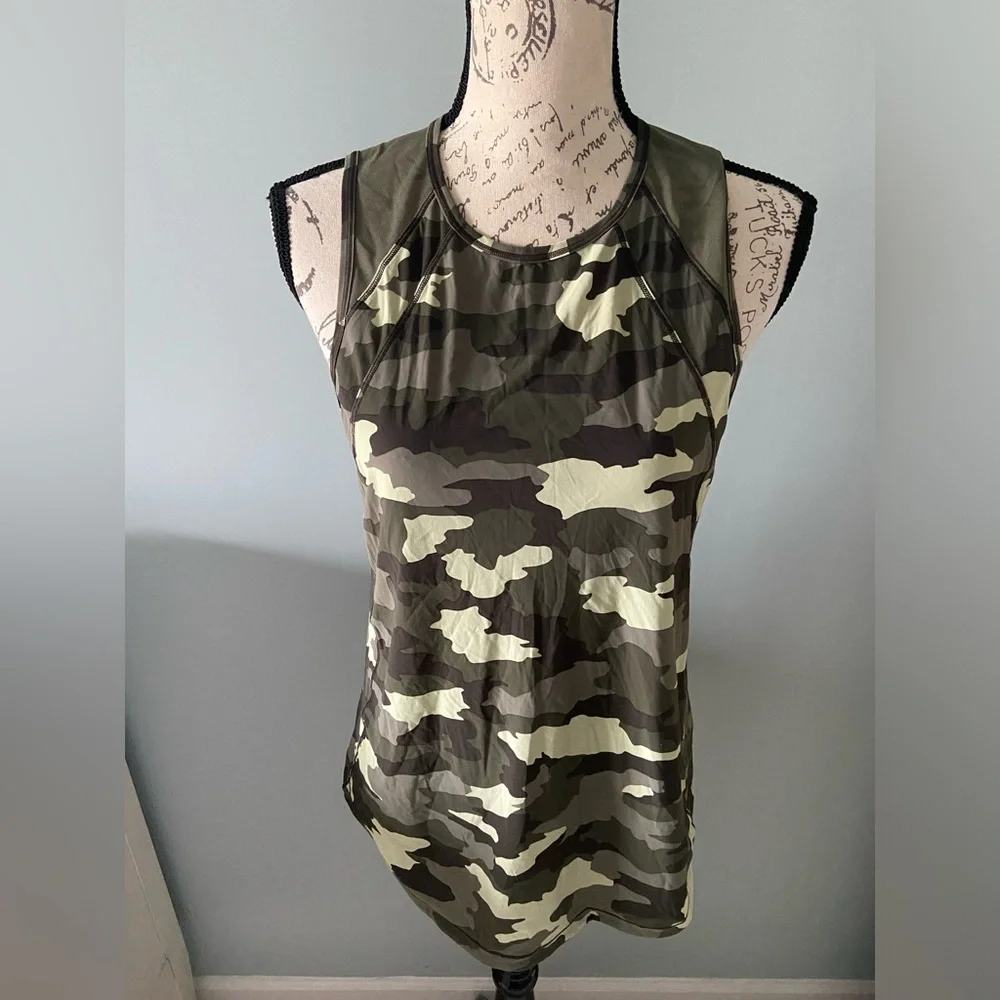 lululemon athletica olive camo tank size medium